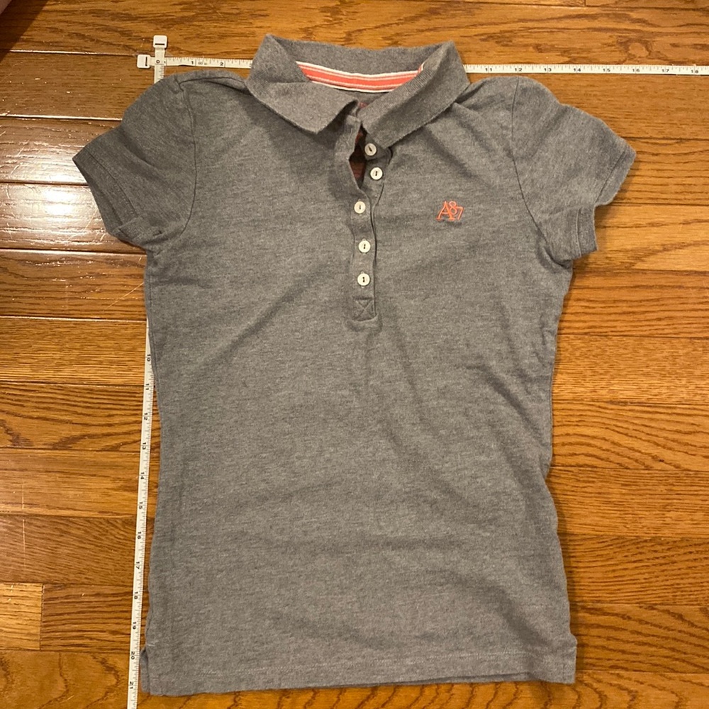 Grey polo - Picture 1 of 7